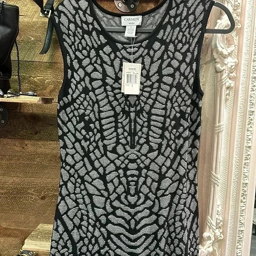 CARMEN Marc Valvo Valentine Black & Gray Knit Dress with Cap sleeves Size Small - Picture 4 of 11